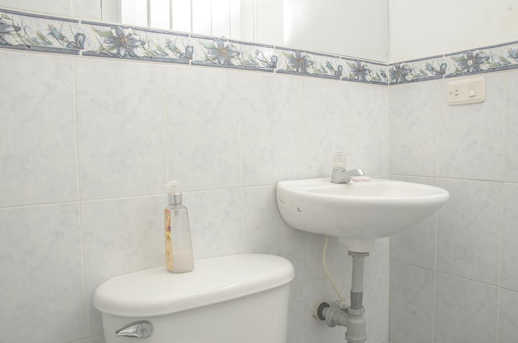 Hostal Alameda Cali Habitación foto